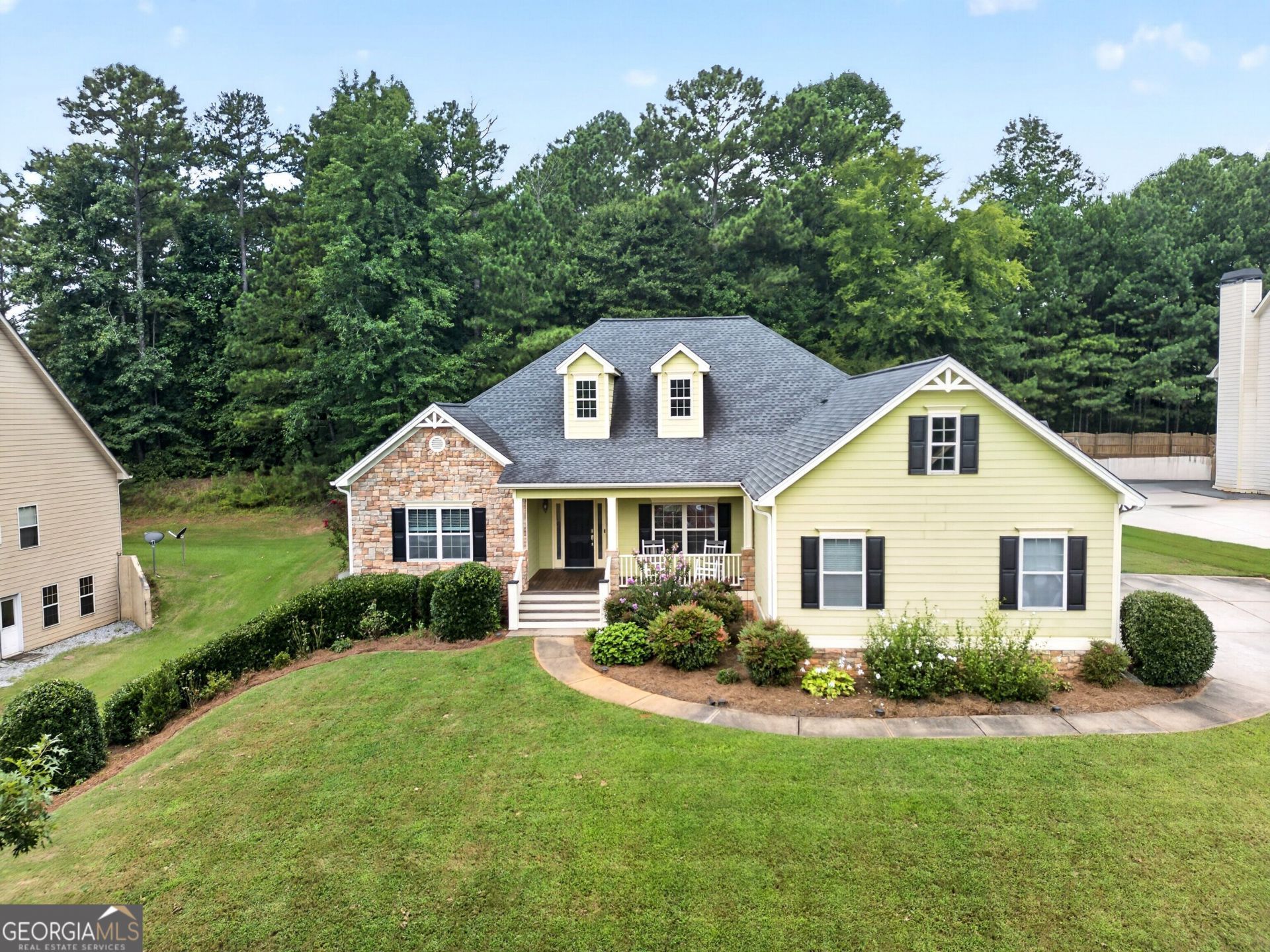 406 Long Shore Way, Newnan, GA 30265 Main Photo