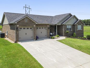 604 Whisper Woods Drive, Somerset, KY 42503