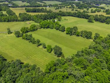 2639 Weisenberger Mill Road, Unit -001, Midway, KY 40347