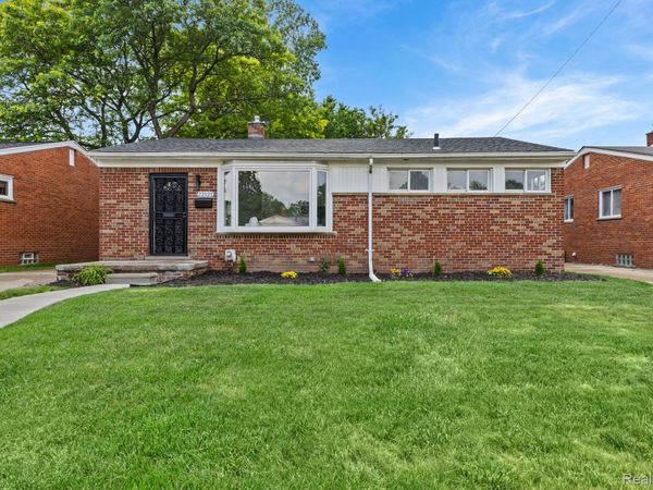 22121 Whitmore Street, Oak Park, Mi 48237