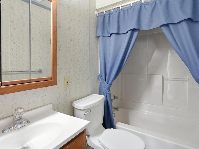 431 Saint Joseph Street, Fremont, OH 43420 Photo 14