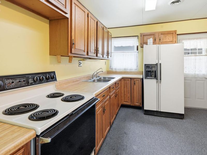 431 Saint Joseph Street, Fremont, OH 43420 Photo 7