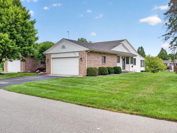 1003 Bayou Drive SW, Byron Center, MI 49315