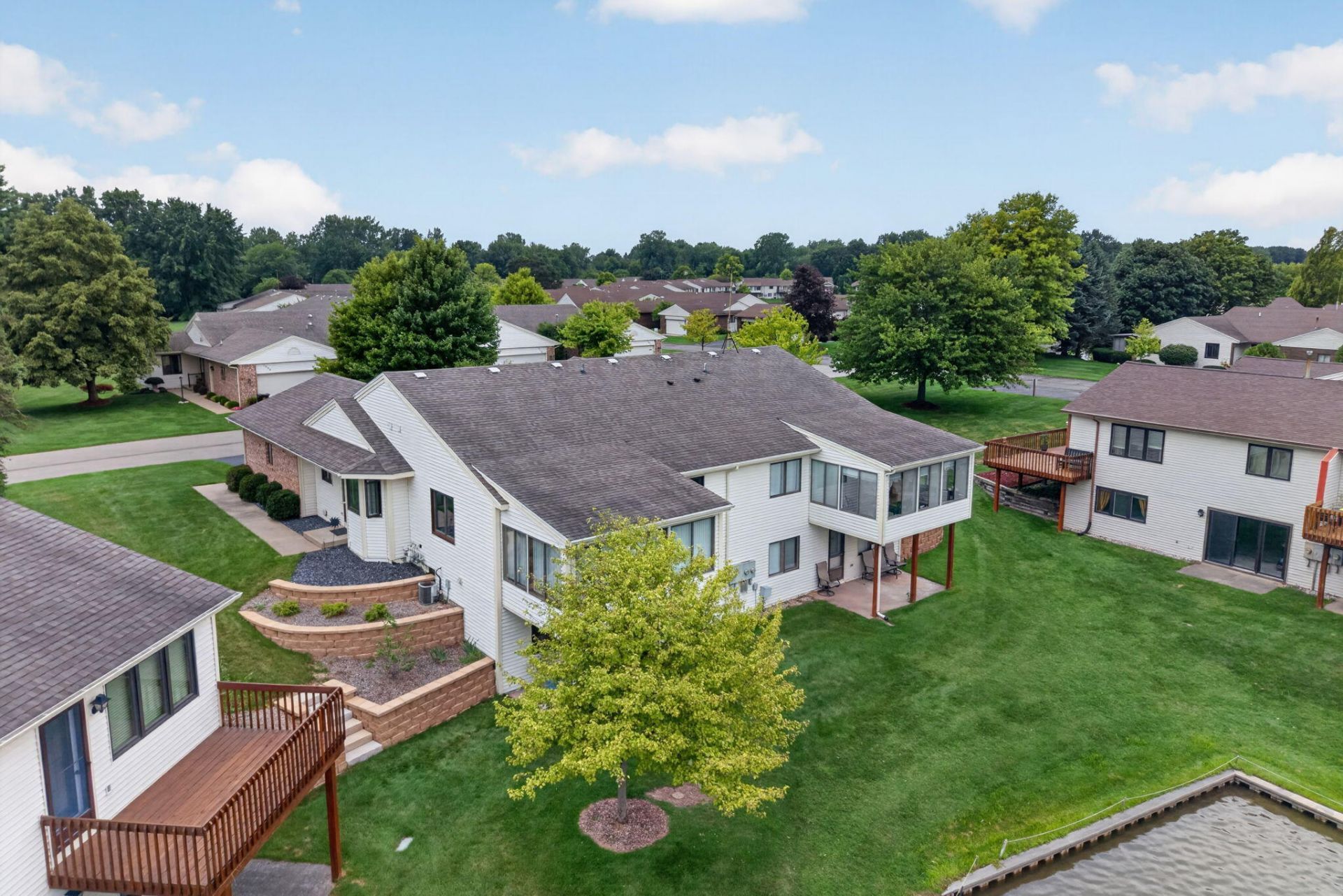 1003 Bayou Drive Sw, Byron Center, MI 49315 Main Photo