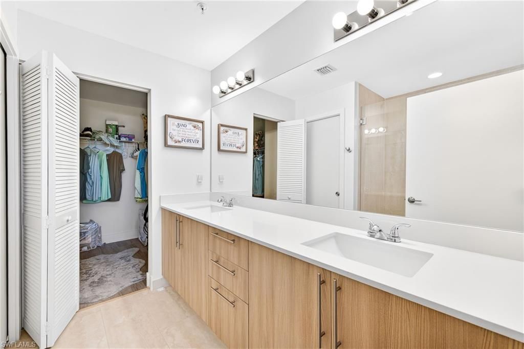 15901 Royal Pointe Ln, Unit 202, Fort Myers, FL 33908 Photo