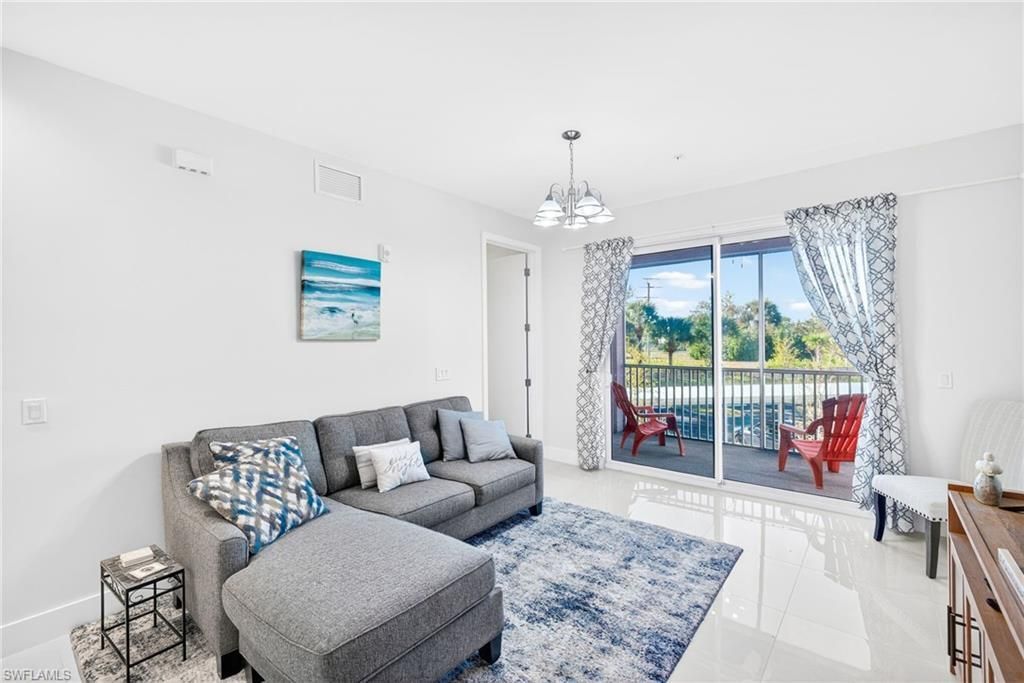 15901 Royal Pointe Ln, Unit 202, Fort Myers, FL 33908 Photo