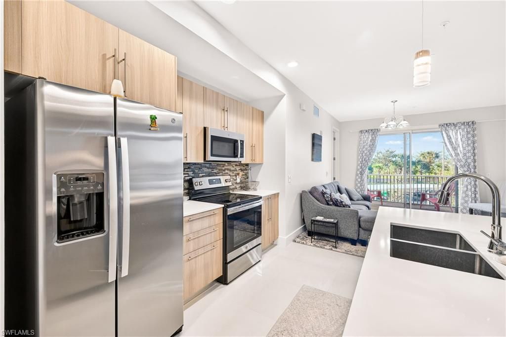 15901 Royal Pointe Ln, Unit 202, Fort Myers, FL 33908 Photo