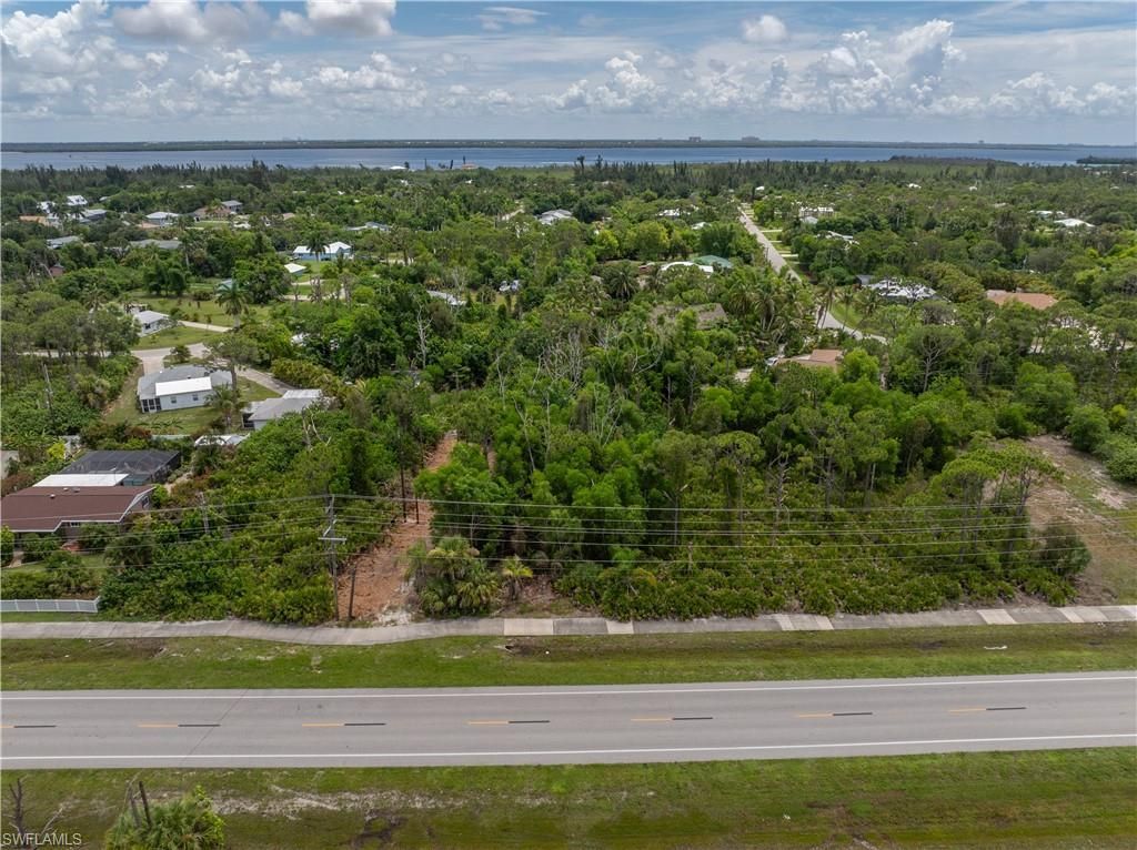 5750 Stringfellow Rd , Other, FL 33956 Photo