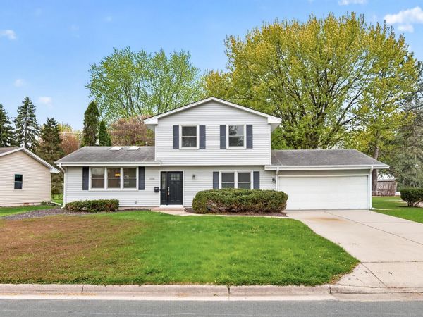 9225 Northwood Parkway , New Hope, MN 55427