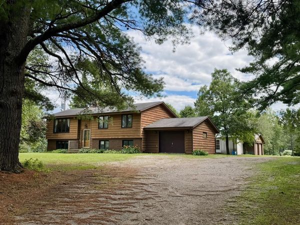 9774 Wien Road , Cook, MN 55723