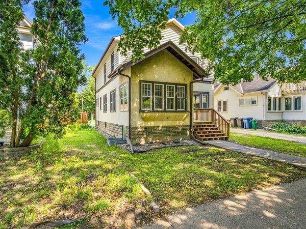 1046 15th Avenue SE, Minneapolis, MN 55414