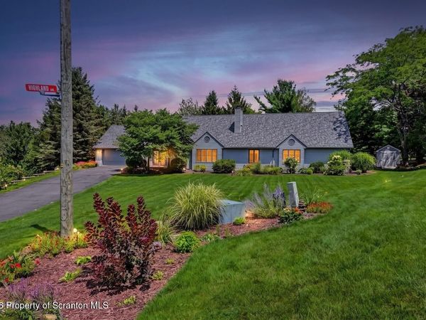 519 Highland Avenue, Clarks Summit, PA 18411