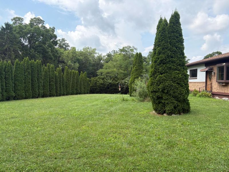 7031 Brantford Road, Butler Twp, OH 45414 Photo 10