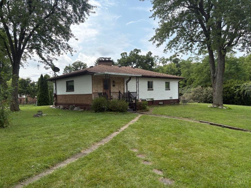 7031 Brantford Road, Butler Twp, OH 45414 Photo 4
