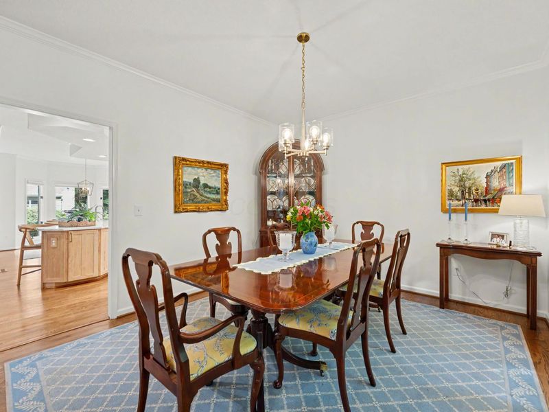 4245 Westleton Court , Columbus, OH 43221 Photo 18