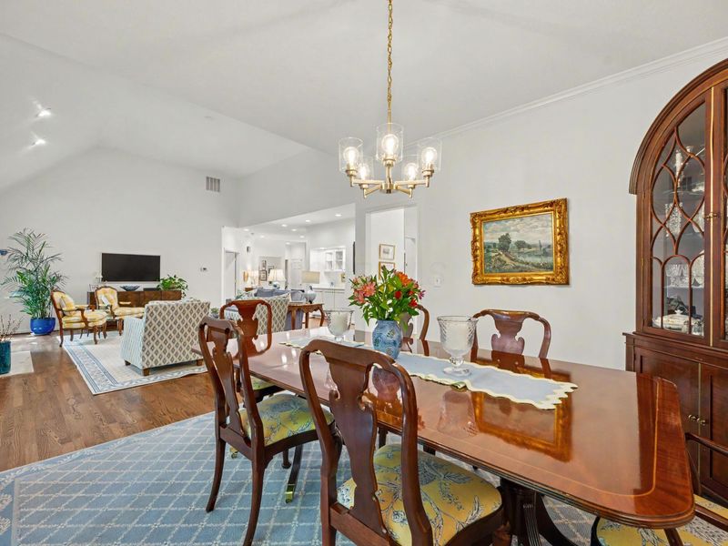 4245 Westleton Court , Columbus, OH 43221 Photo 19