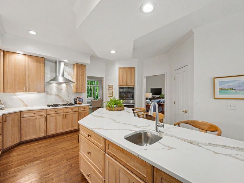 4245 Westleton Court , Columbus, OH 43221 Photo 26