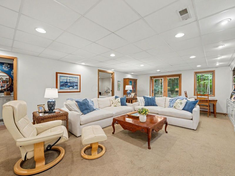 4245 Westleton Court , Columbus, OH 43221 Photo 42