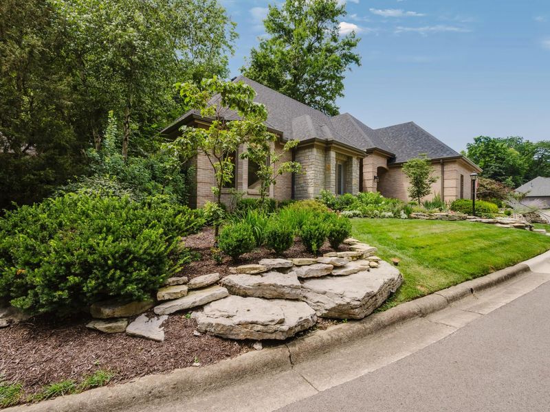 4245 Westleton Court , Columbus, OH 43221 Photo 54