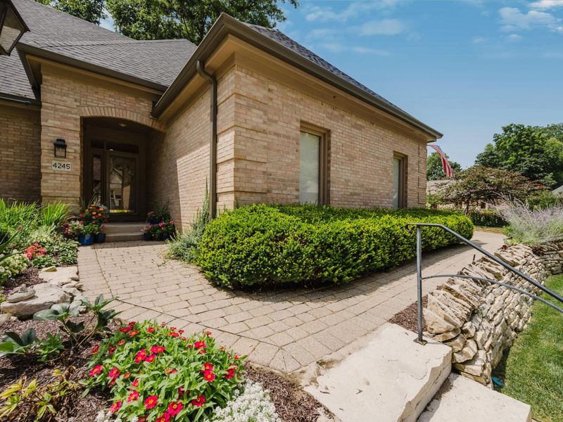 4245 Westleton Court , Columbus, OH 43221 Photo 57