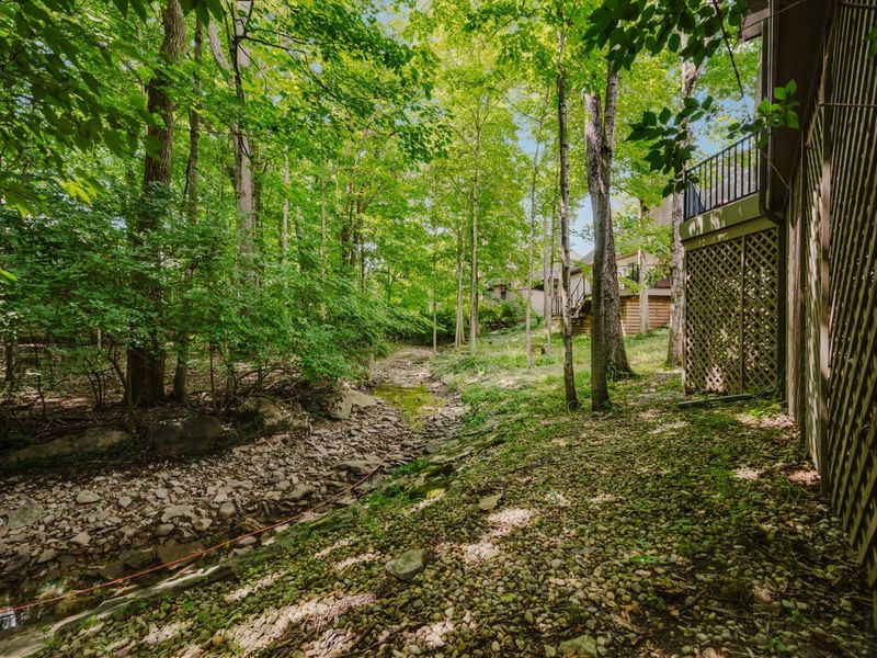 4245 Westleton Court , Columbus, OH 43221 Photo 68