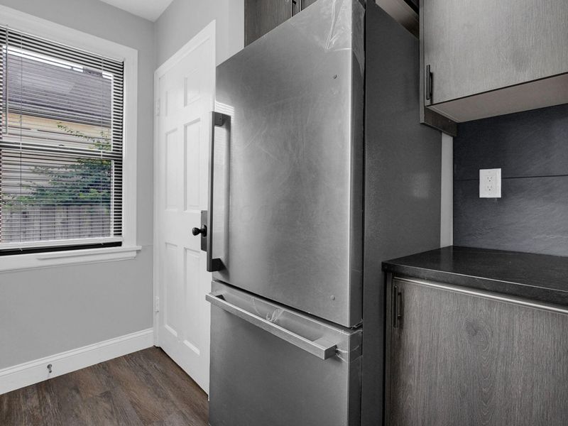 1683 Lexington Avenue , Columbus, OH 43211 Photo 14