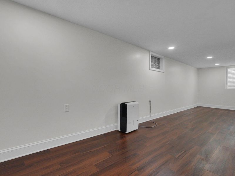 1683 Lexington Avenue , Columbus, OH 43211 Photo 21