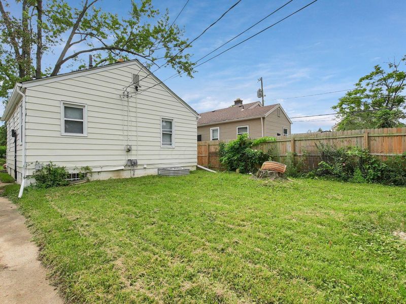 1683 Lexington Avenue , Columbus, OH 43211 Photo 29