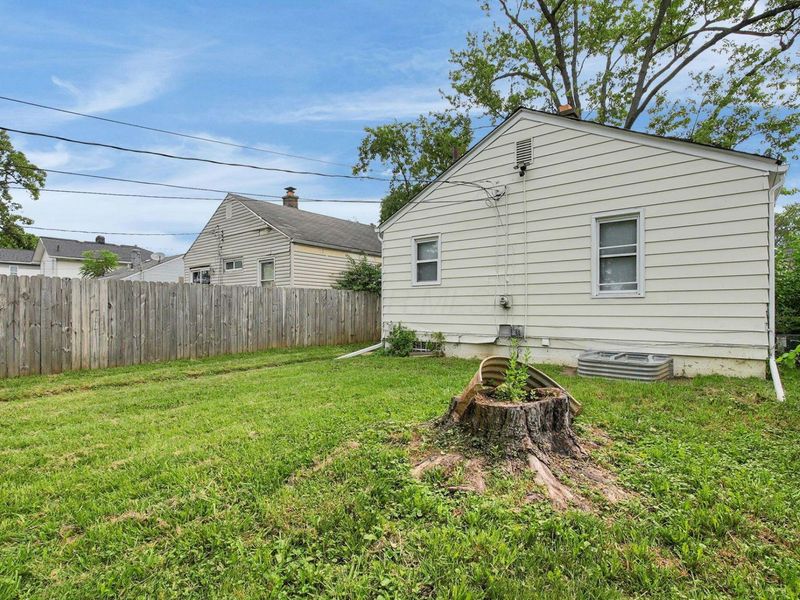 1683 Lexington Avenue , Columbus, OH 43211 Photo 30