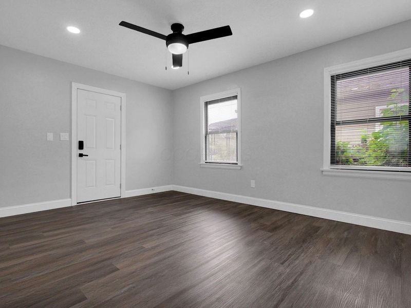1683 Lexington Avenue , Columbus, OH 43211 Photo 9