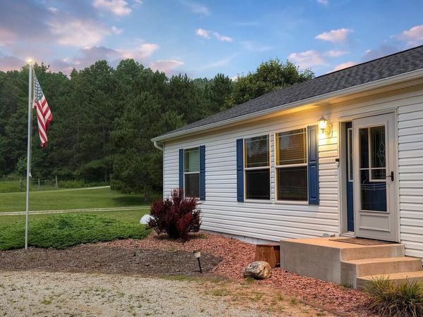 N9060 Pilar ROAD, Holmen, WI 54636