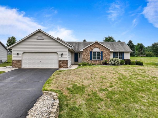 519 Danielson DRIVE, Darien, WI 53114