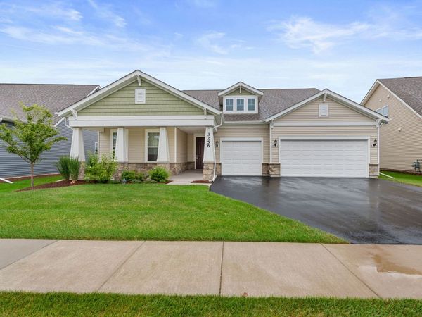 3256 Lincoln Prairie Boulevard , Aurora, IL 60503