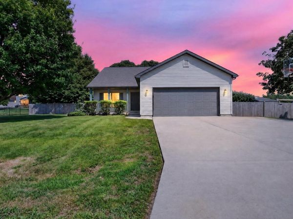 113 S Pintail Lane , Downs, IL 61736