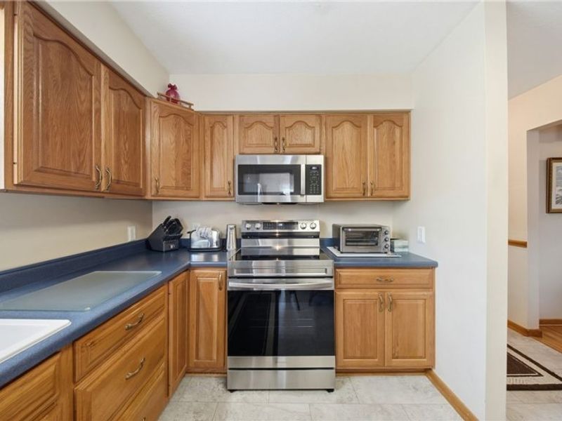 817 George Street, Belpre, OH 45714 Photo 10