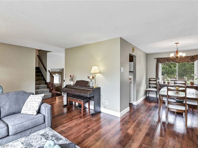 8123 Stuart Court, North Royalton, OH 44133 Photo 9