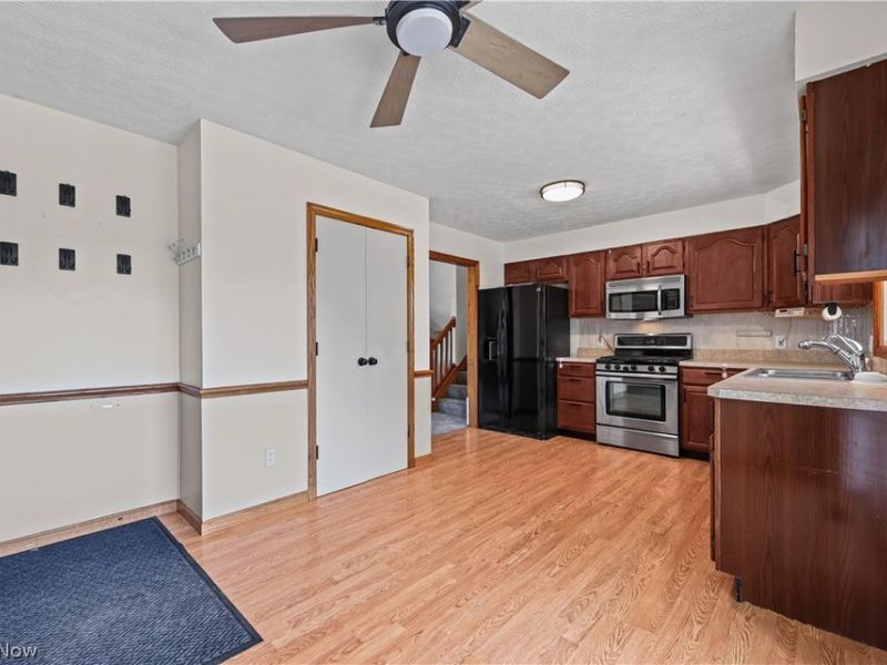 1524 Hightower Drive , Uniontown, OH 44685 Photo 28