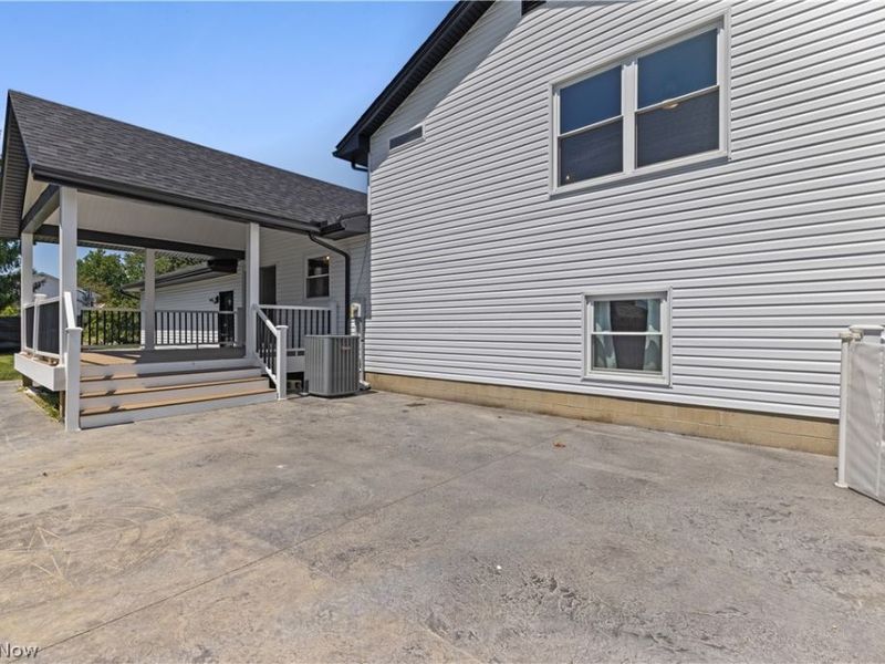 1524 Hightower Drive , Uniontown, OH 44685 Photo 36