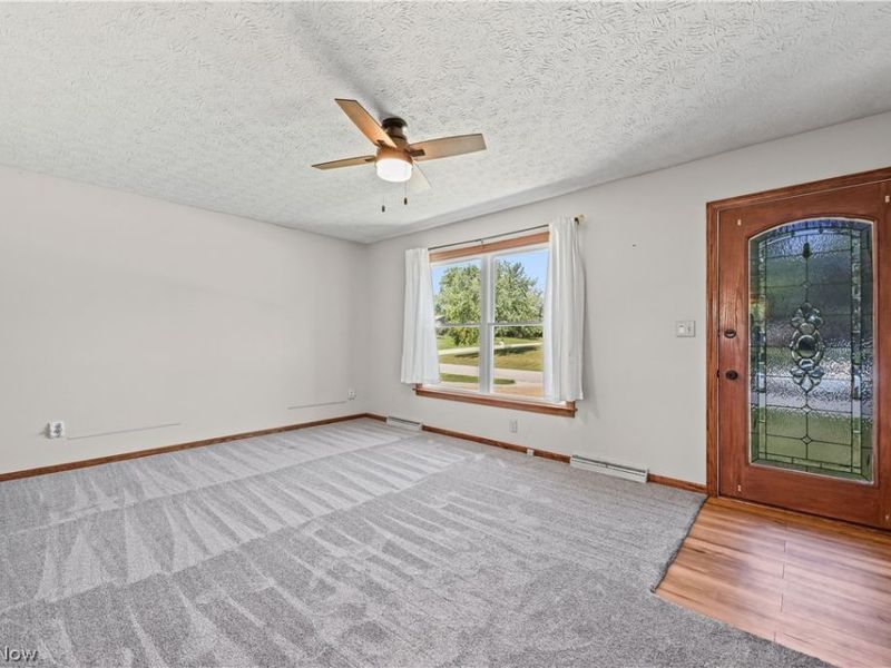 1524 Hightower Drive , Uniontown, OH 44685 Photo 5