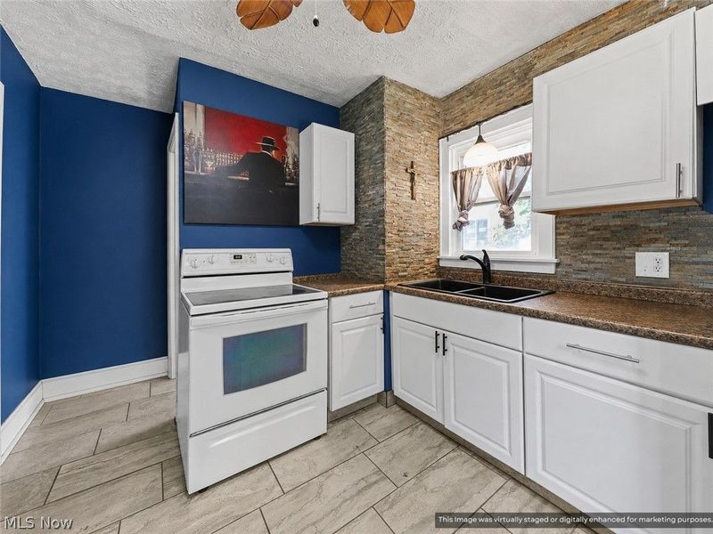 912 Hunt Street , Akron, OH 44306 Photo 8
