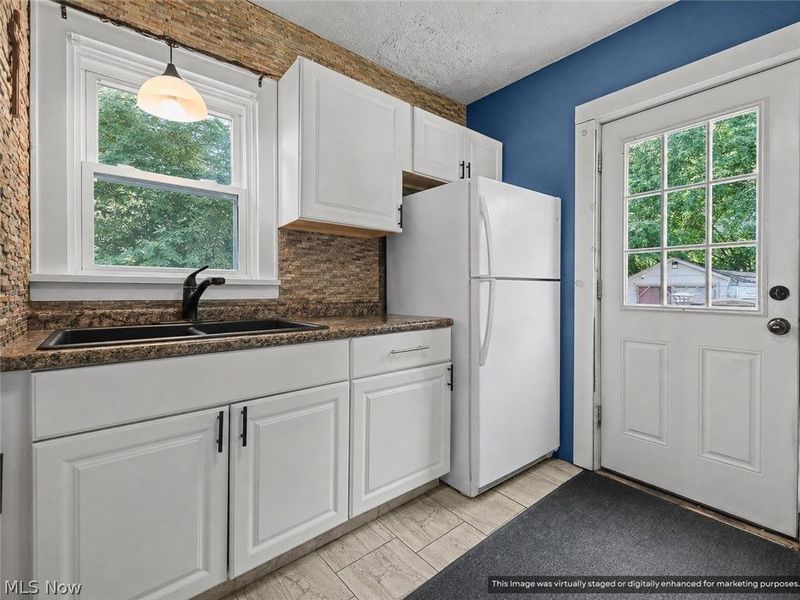 912 Hunt Street , Akron, OH 44306 Photo 9