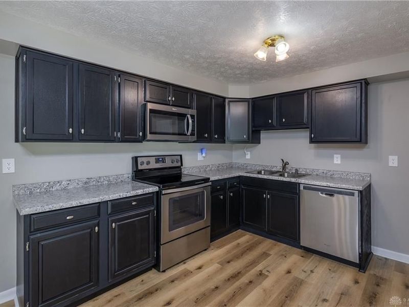 4900 Seville Drive, Englewood, OH 45322 Photo 8