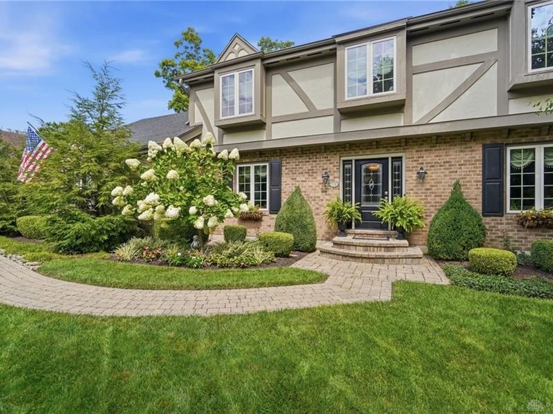 7735 N Winding Way, Tipp City, OH 45371 Photo 2