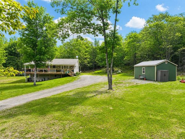 17 Maple Rdg Drive , Bucksport, ME 04416