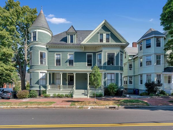 519 Cumberland Avenue, Unit 2, Portland, ME 04101