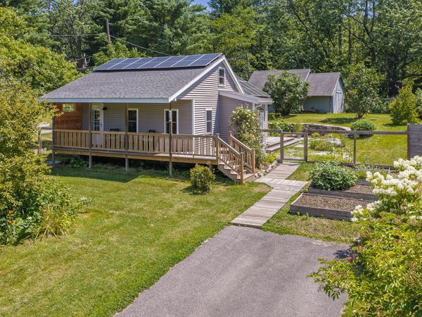 118 Rowe Avenue, Portland, ME 04102