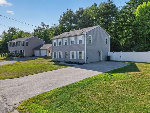 124 Briarwood Drive , Bangor, ME 04401