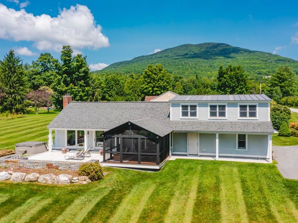 84 Overlook Road, Dorset, VT 05253