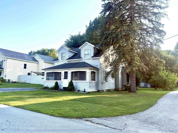 40 Greenwich Street, Swanton, VT 05488