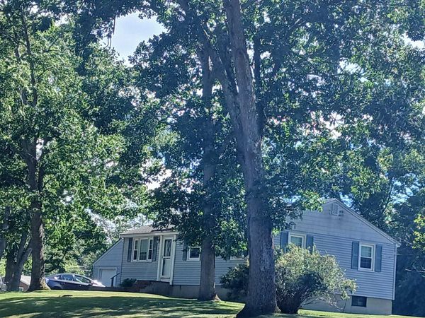 33 GENERAL PULASKI DRIVE, Salem, NH 03079